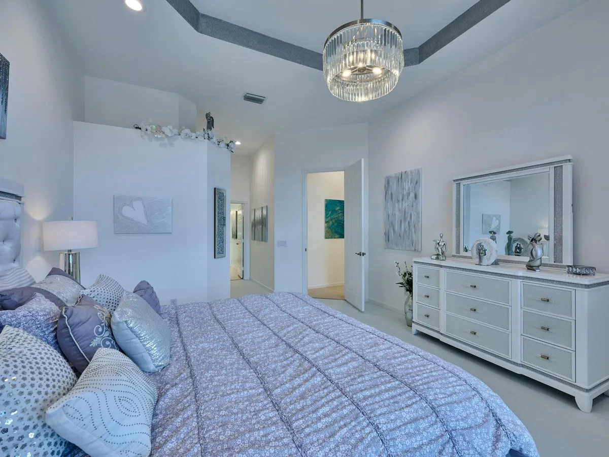 Residence photo 34