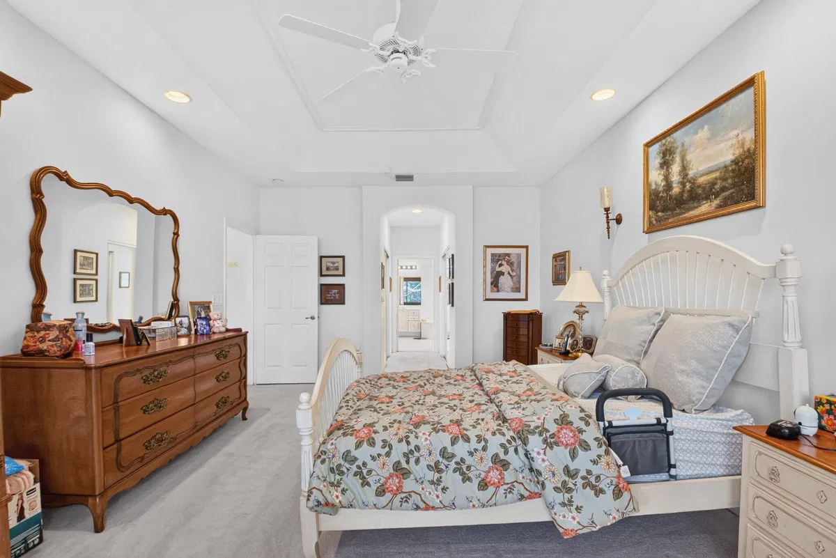 Residence photo 25