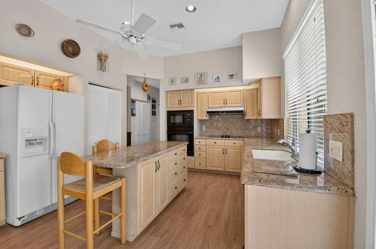 Residence photo 10