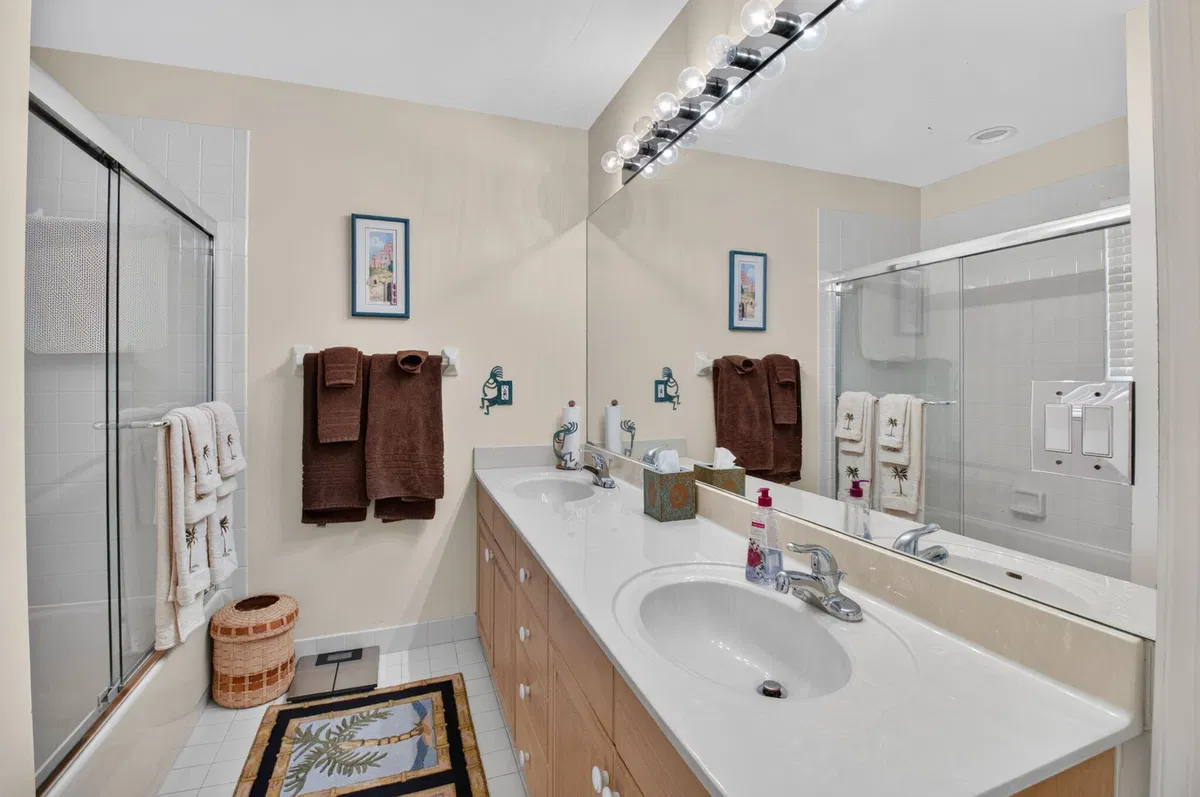 Residence photo 28