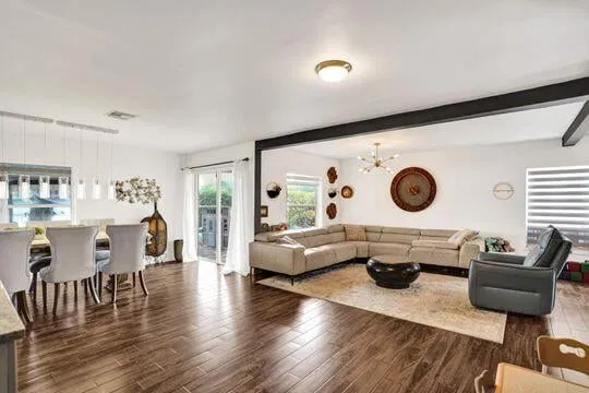  Residence photo 22
