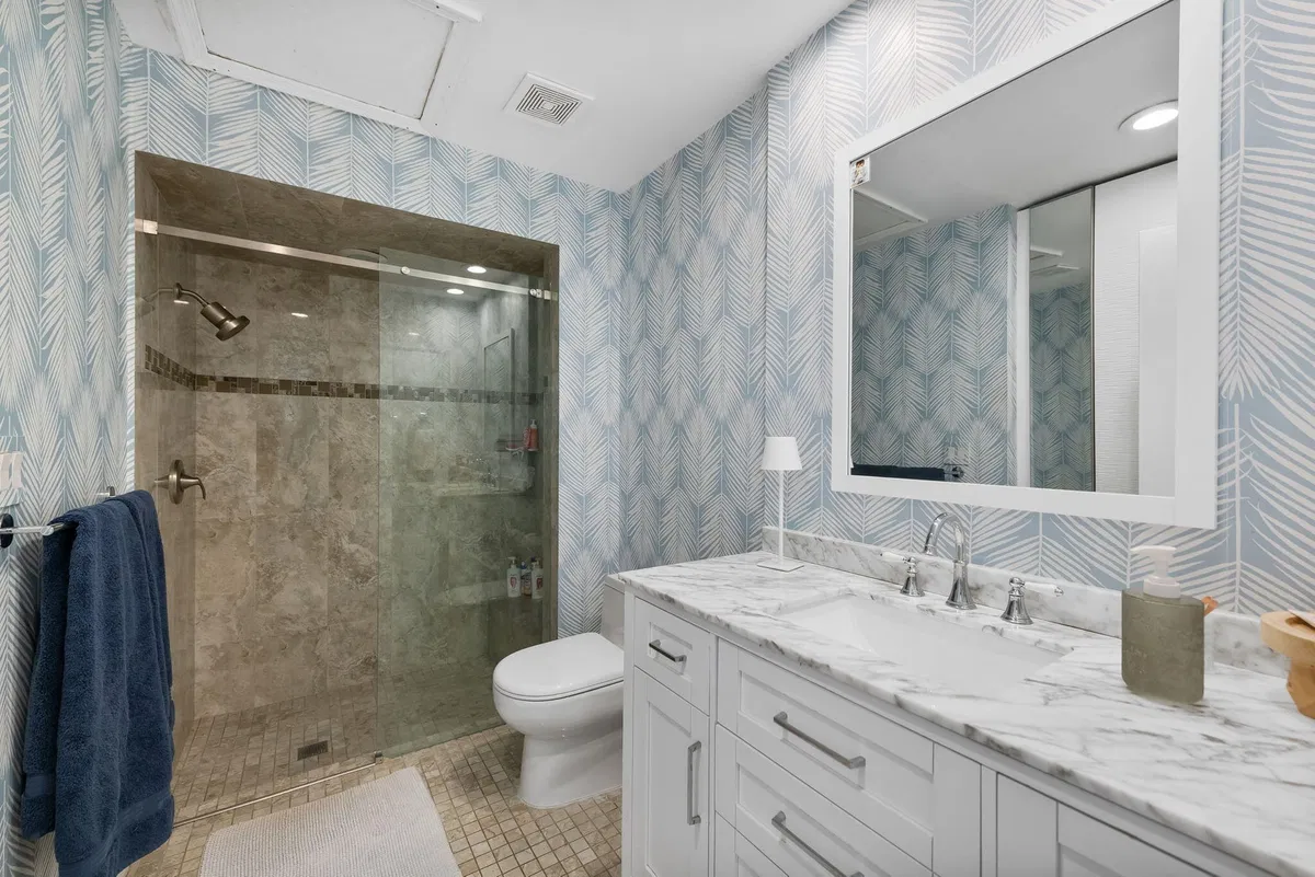 Residence photo 25