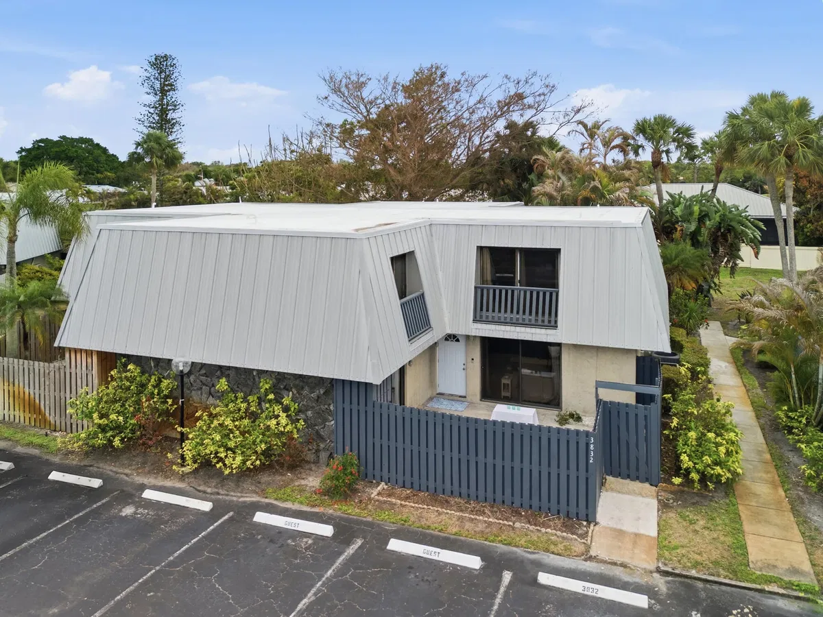 Residence photo 4