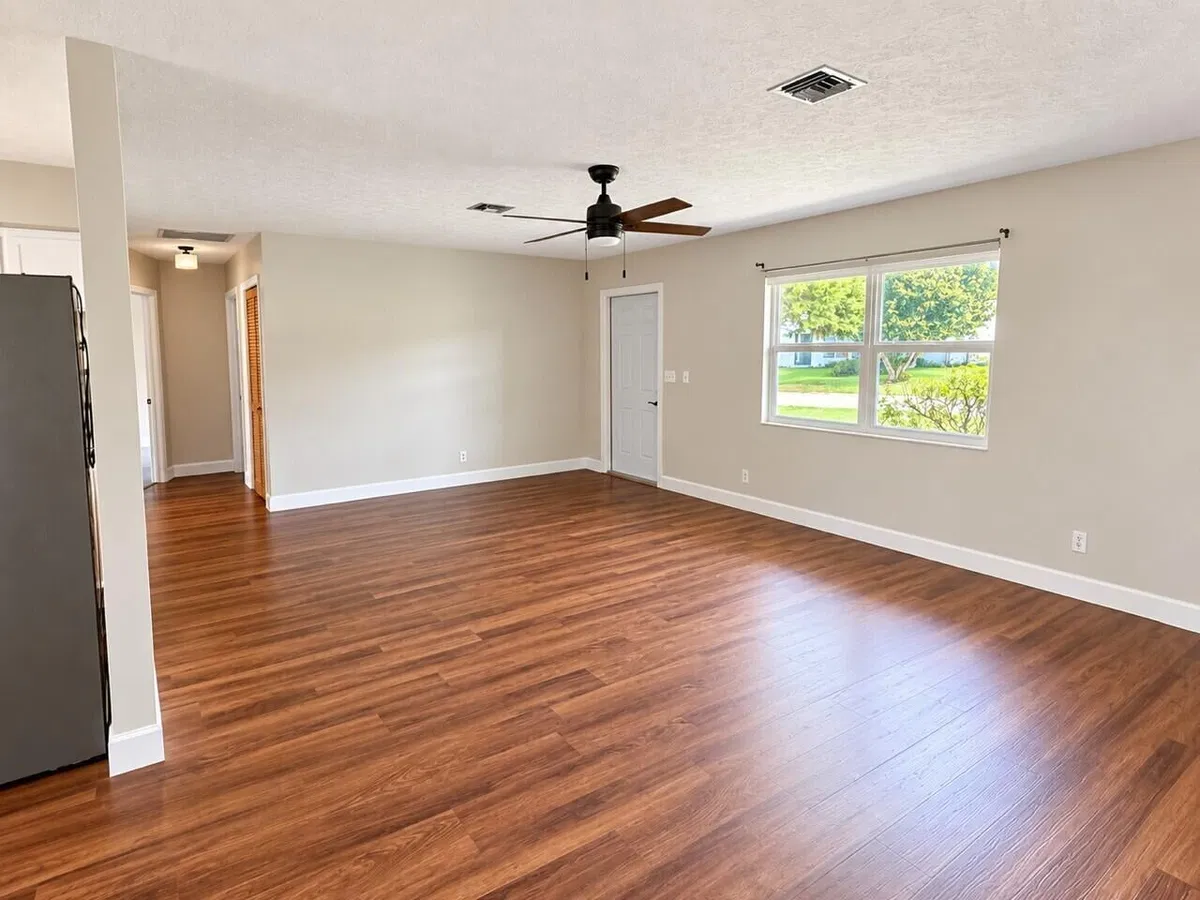 Residence photo 10