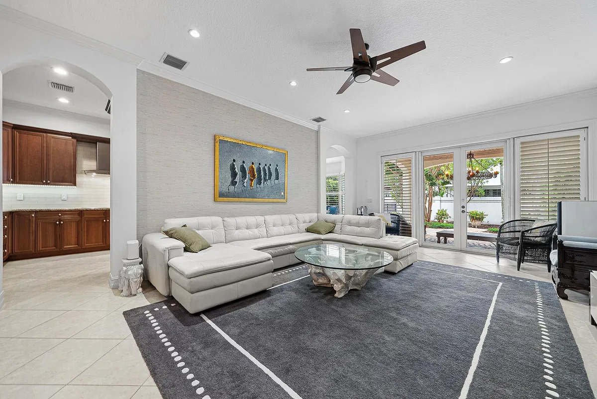 Palm Trail Delray Beach Residence photo 10