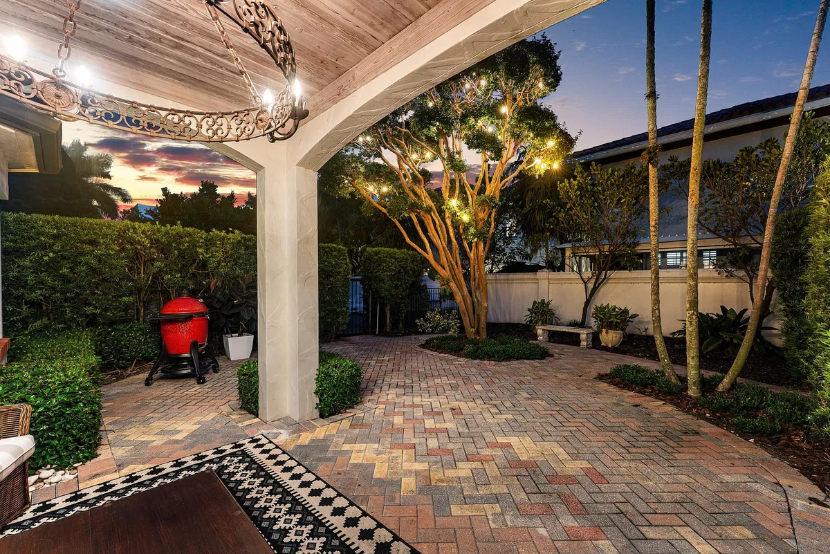 Palm Trail Delray Beach Residence photo 31