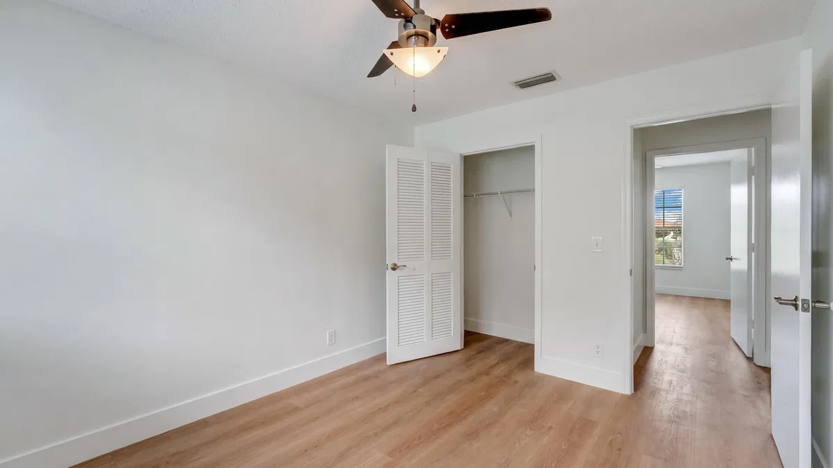 Residence photo 22