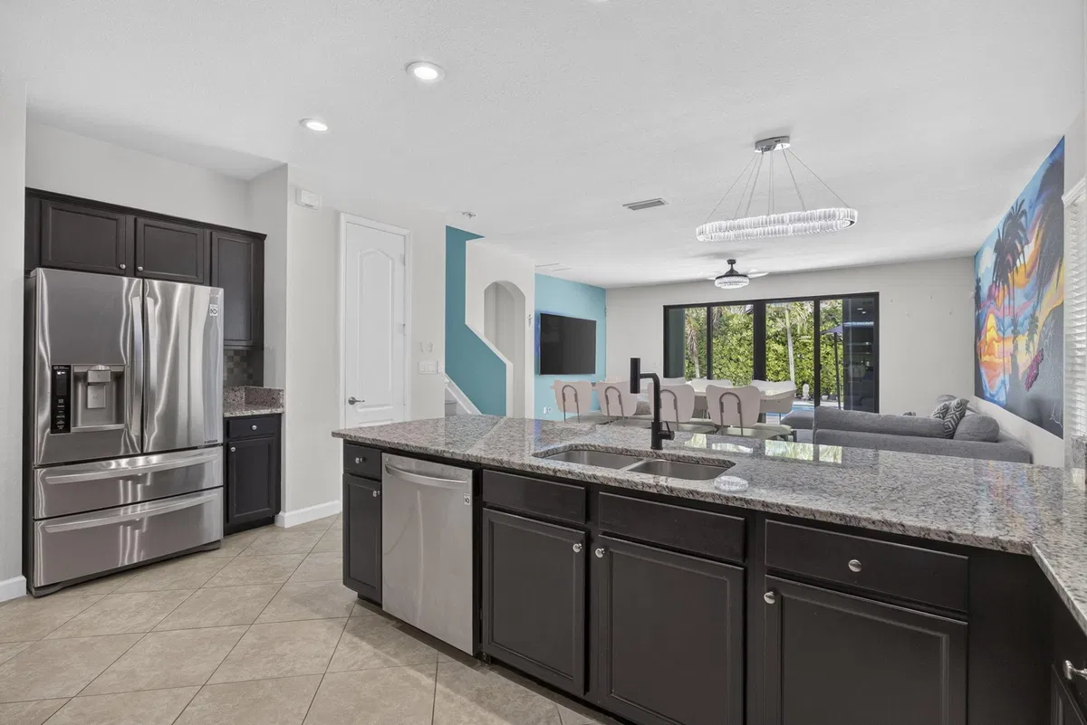 Residence photo 25