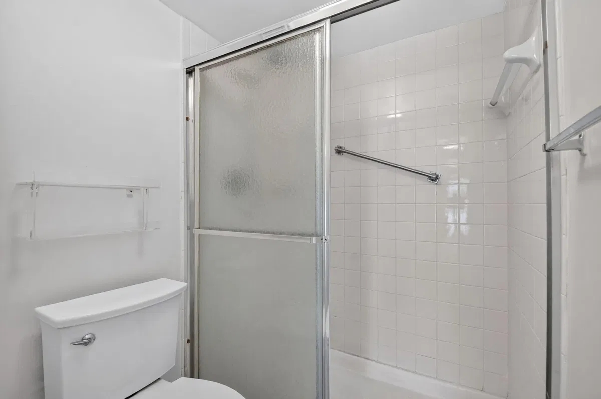 Unit 104 photo 25