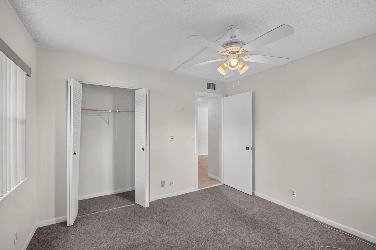 Unit 104 photo 31