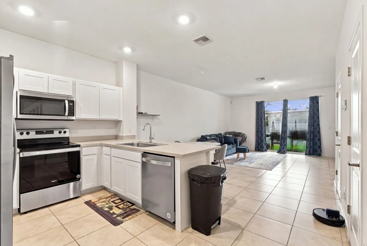 Residence photo 7