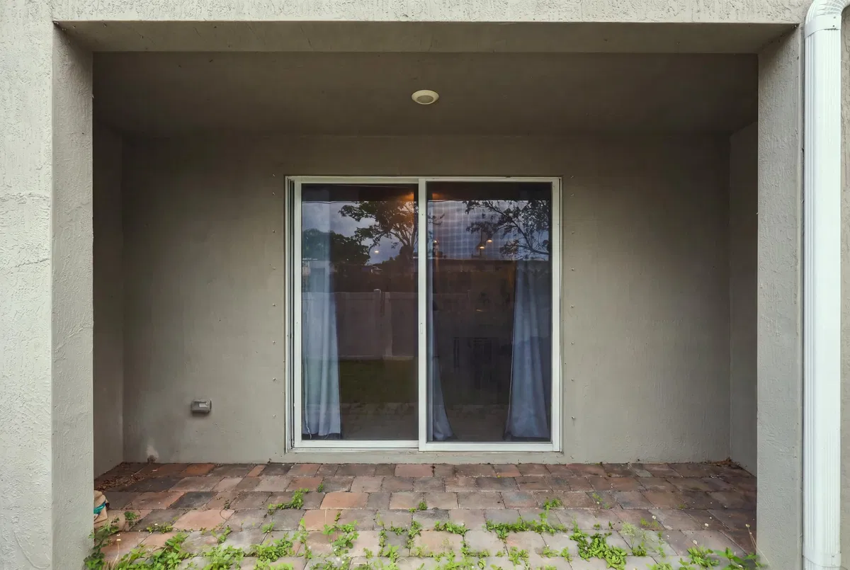 Residence photo 34