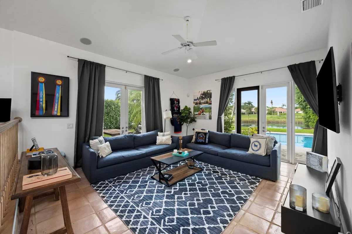Residence photo 7