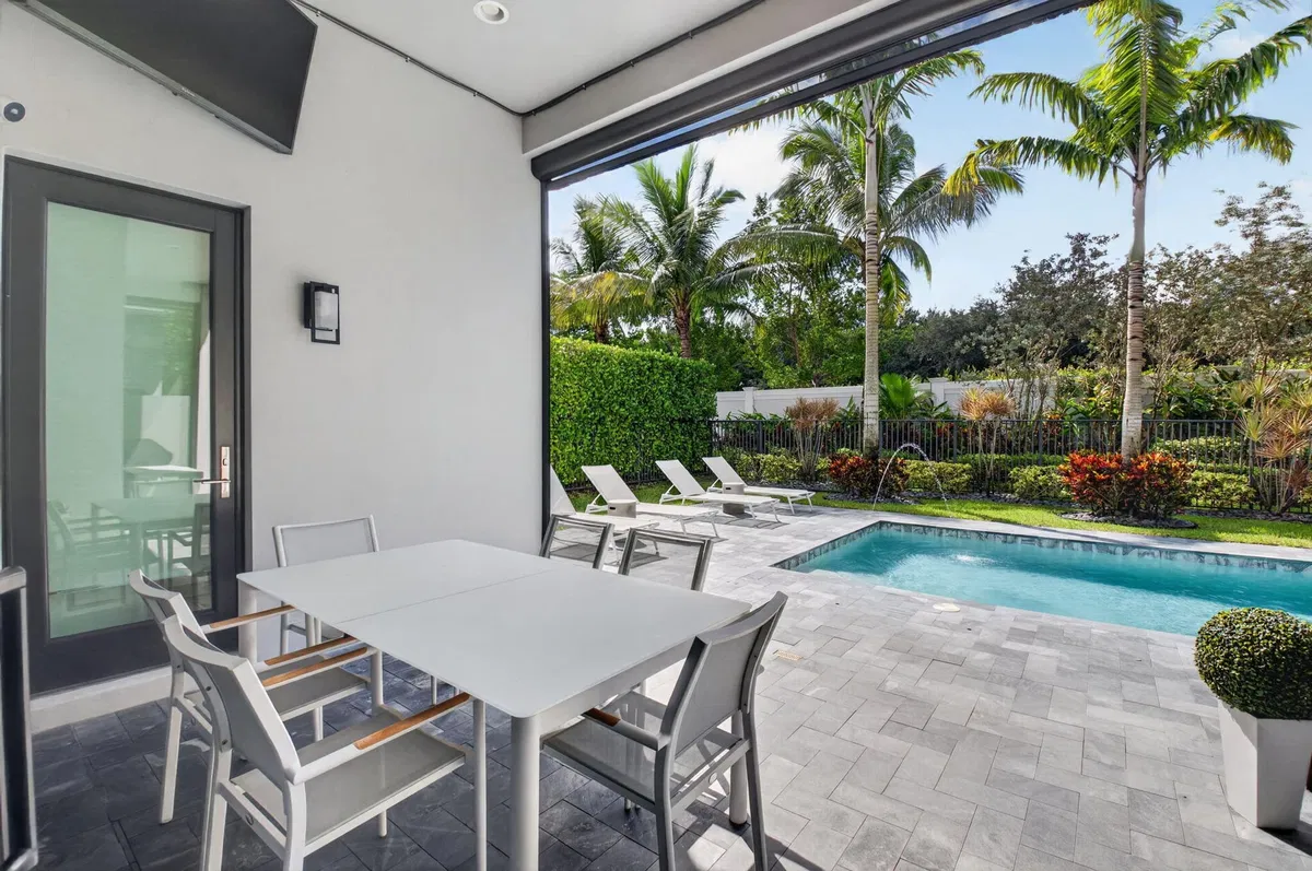 Boca Bridges Residence photo 52