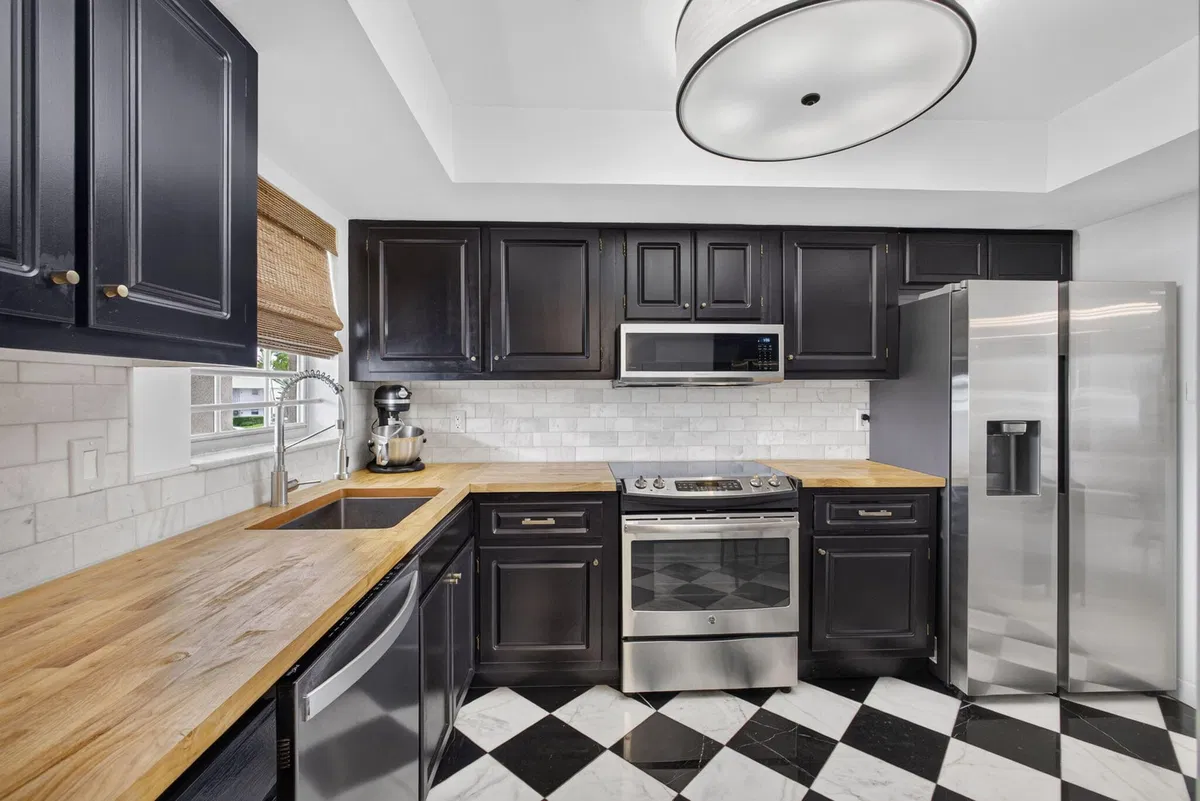 Singer Island Unit 239