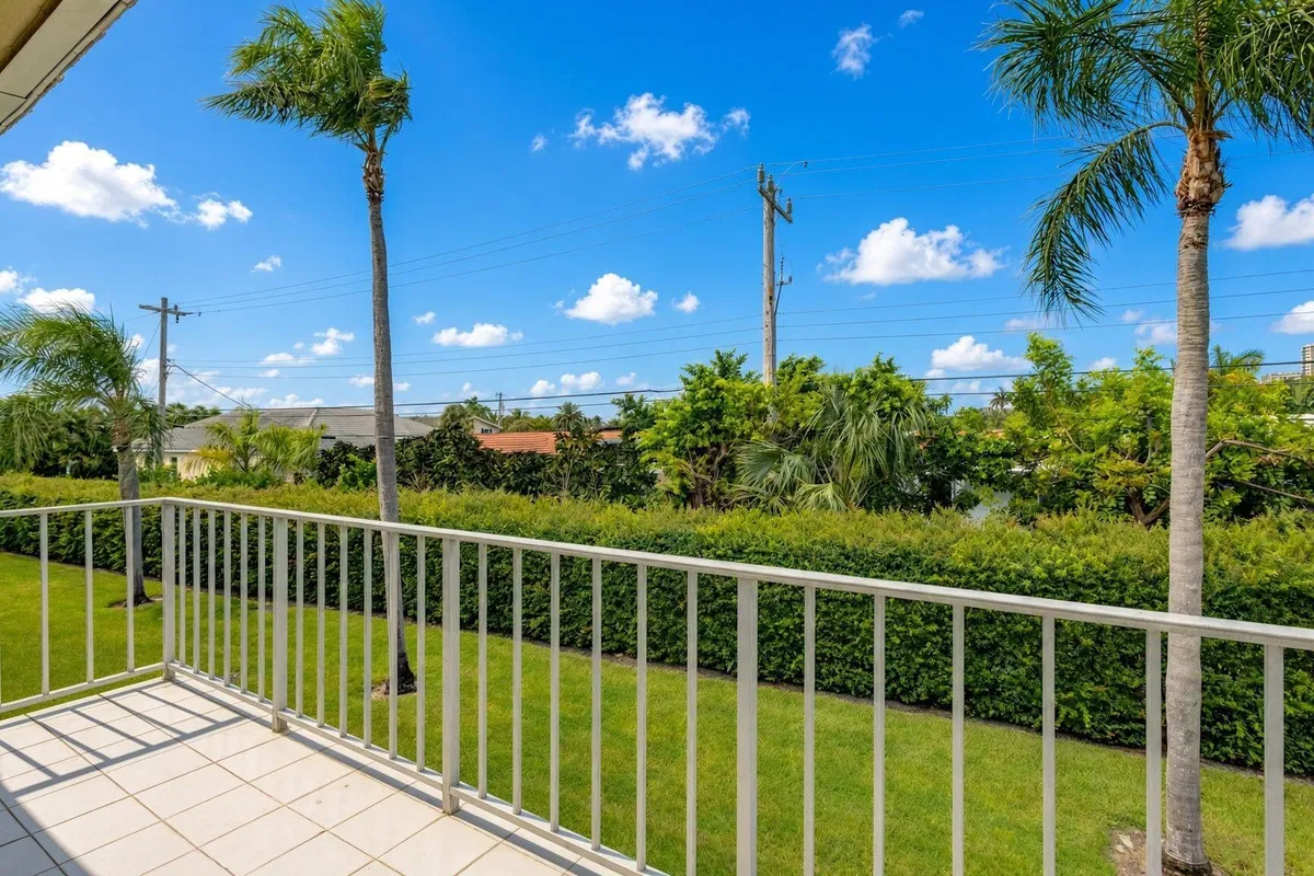 Singer Island Unit 239 photo 31