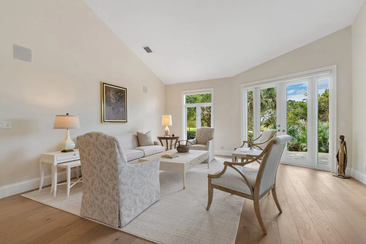 Jupiter Hills Residence photo 7