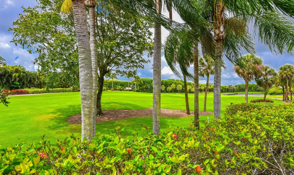 St. Andrews Country Club Residence photo 34