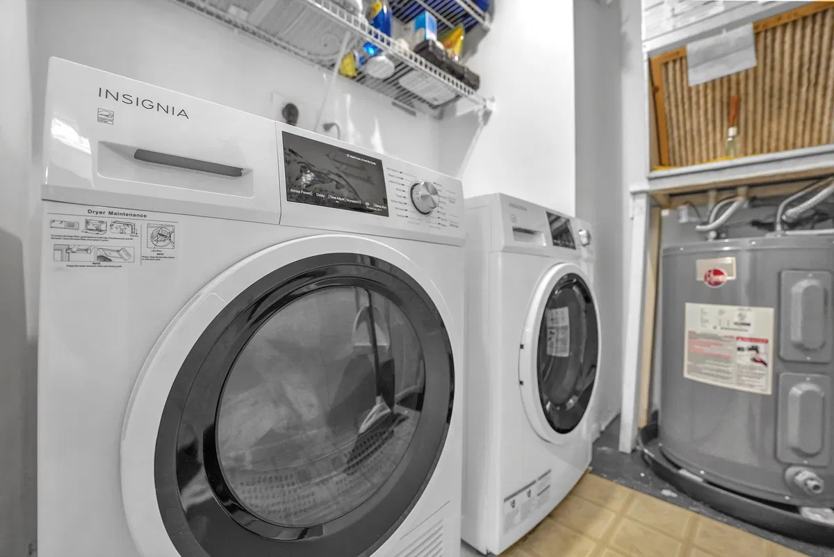  Unit 210 photo 16