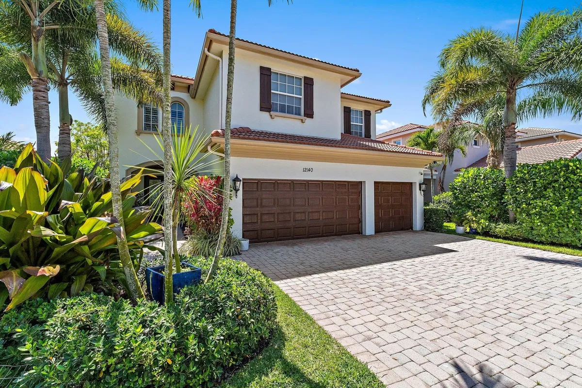 Paloma Palm Beach Gardens Residence