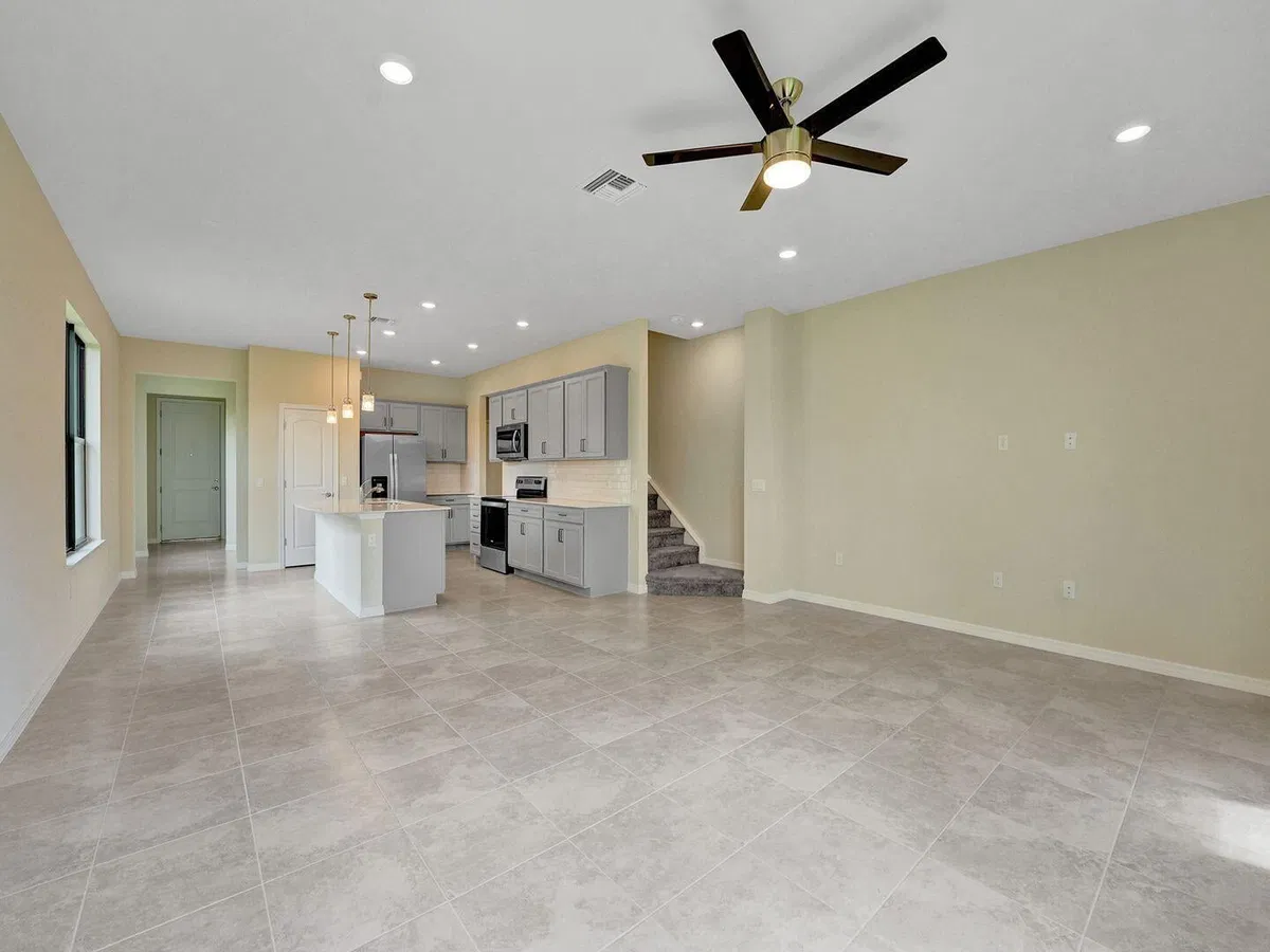  Residence photo 7