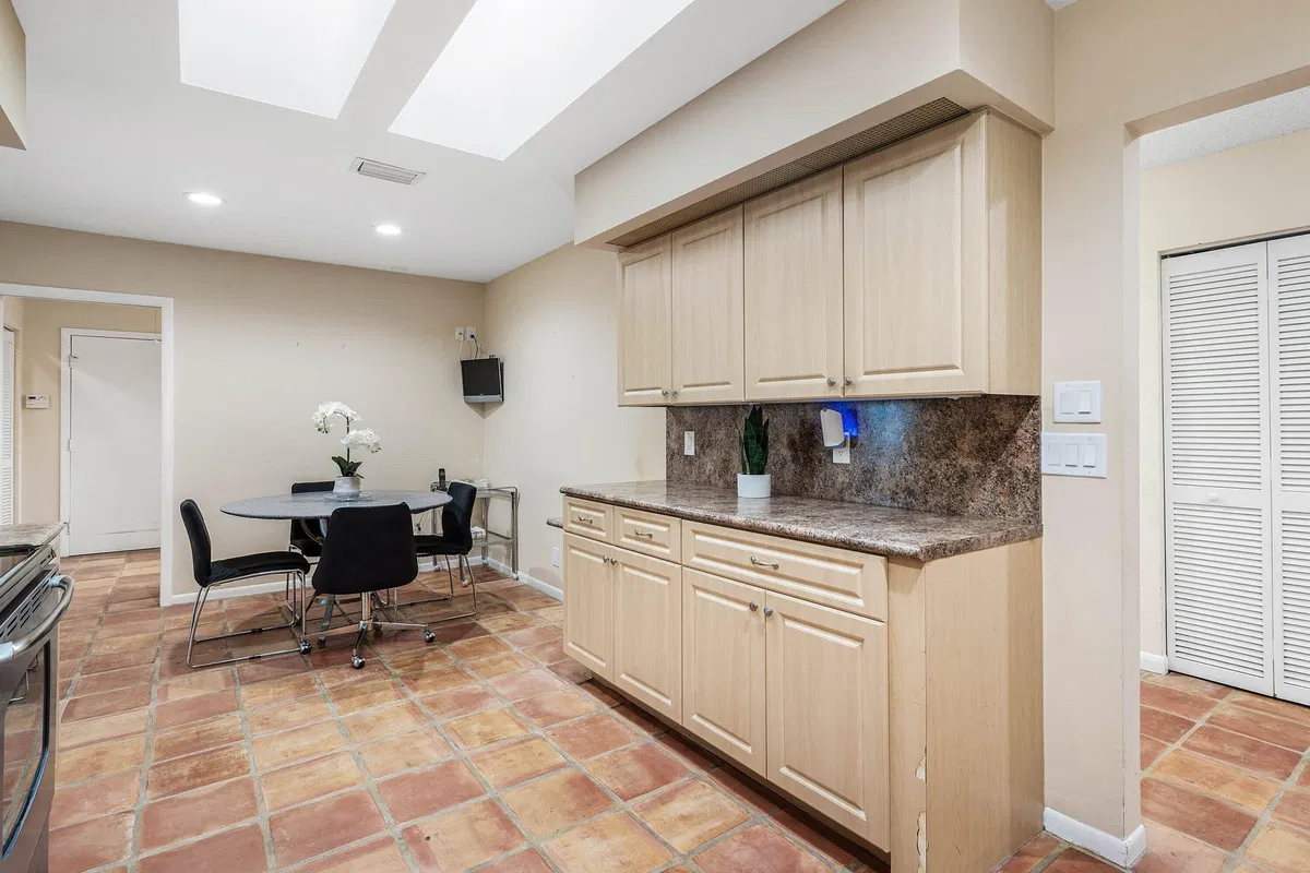Residence photo 13