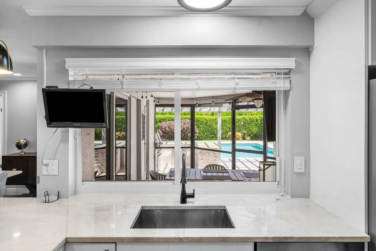  Residence photo 25