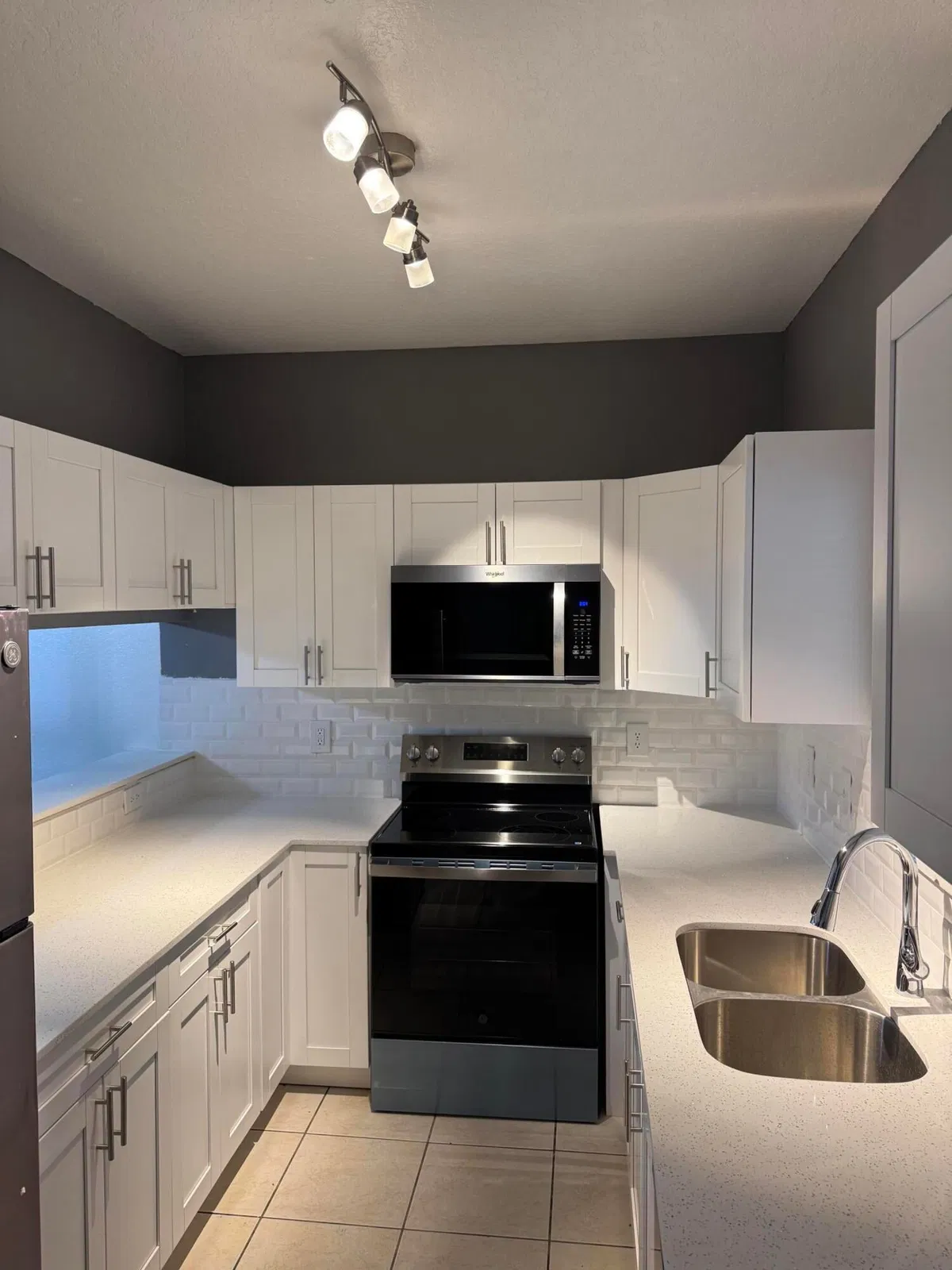 Residence photo 4