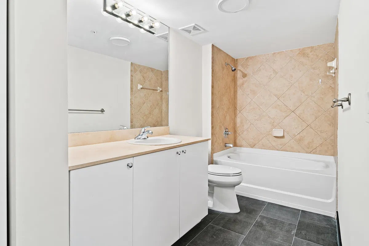 The Prado Unit 636 photo 22