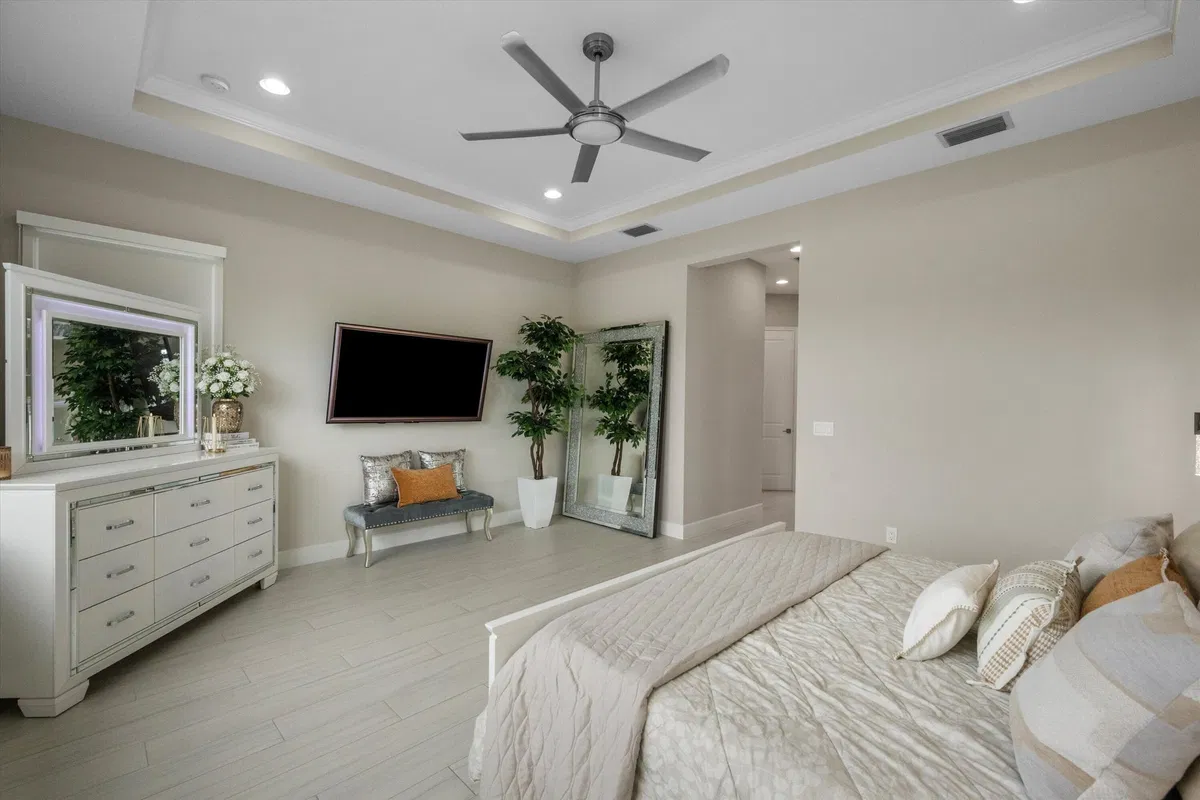 Residence photo 31