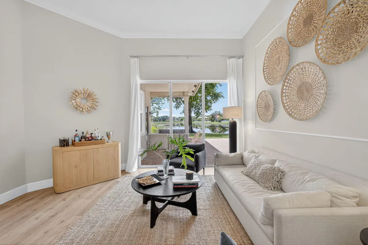 Residence photo 10