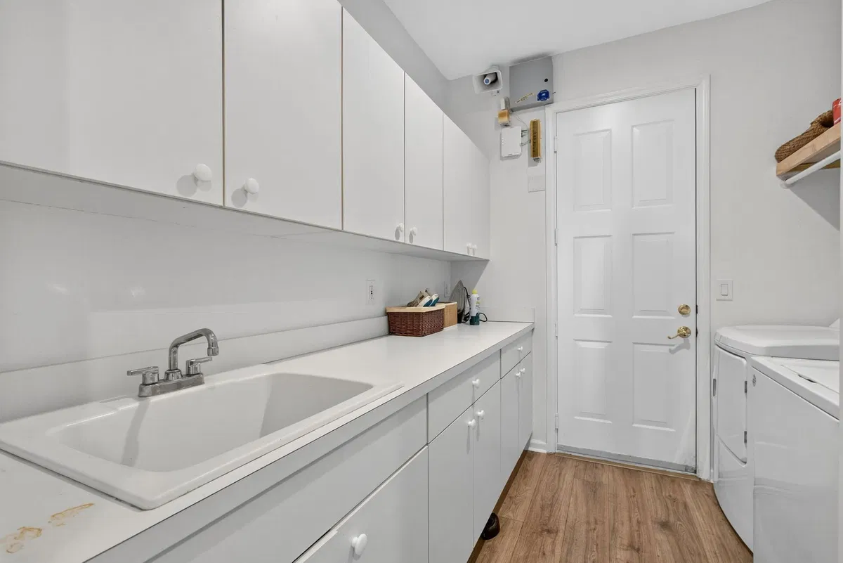 Residence photo 28