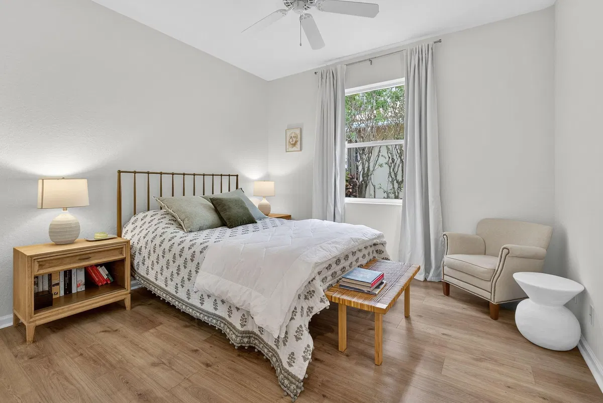 Residence photo 37