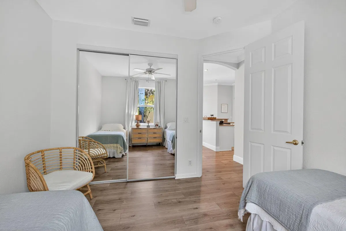 Residence photo 46