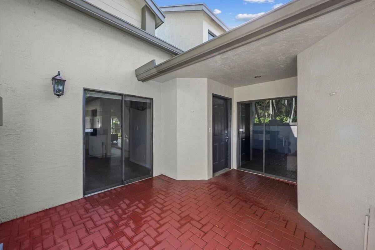 Residence photo 13