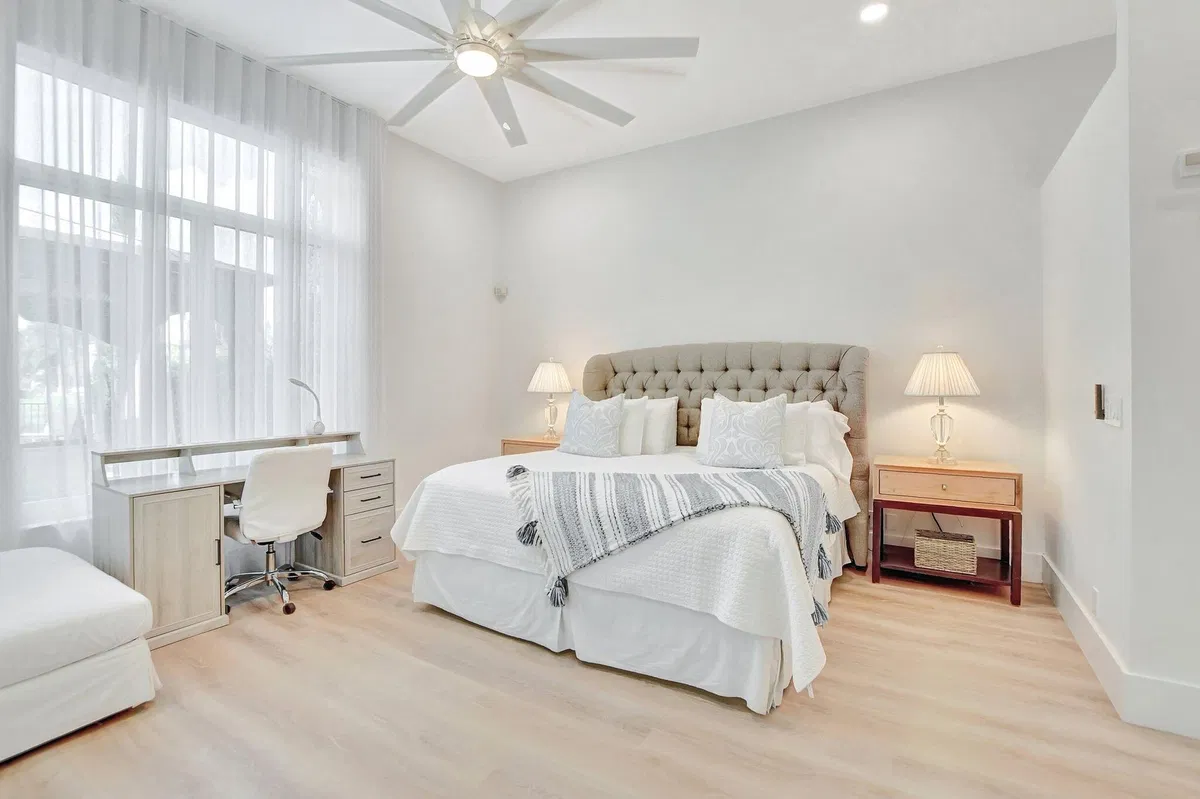 Residence photo 19