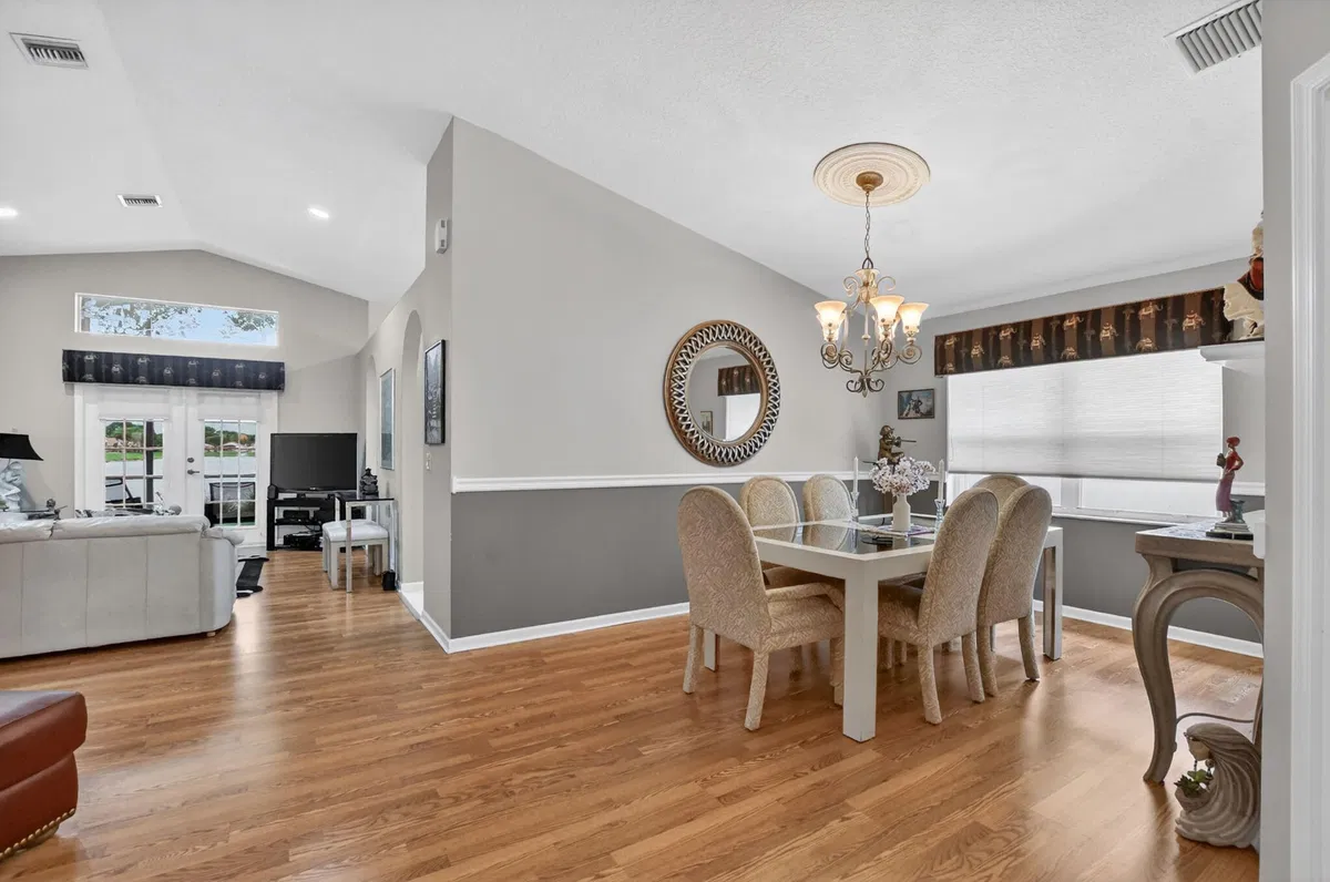 Residence photo 10
