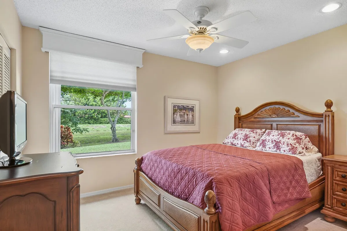 Residence photo 7