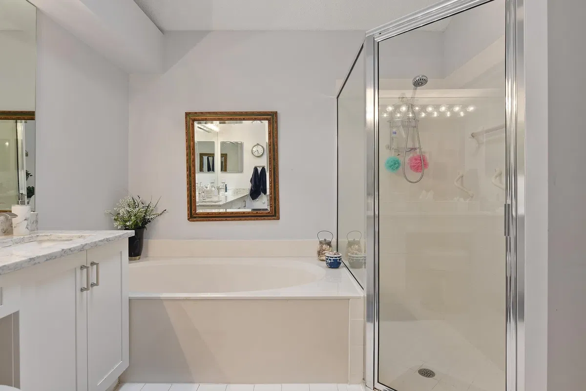Residence photo 22