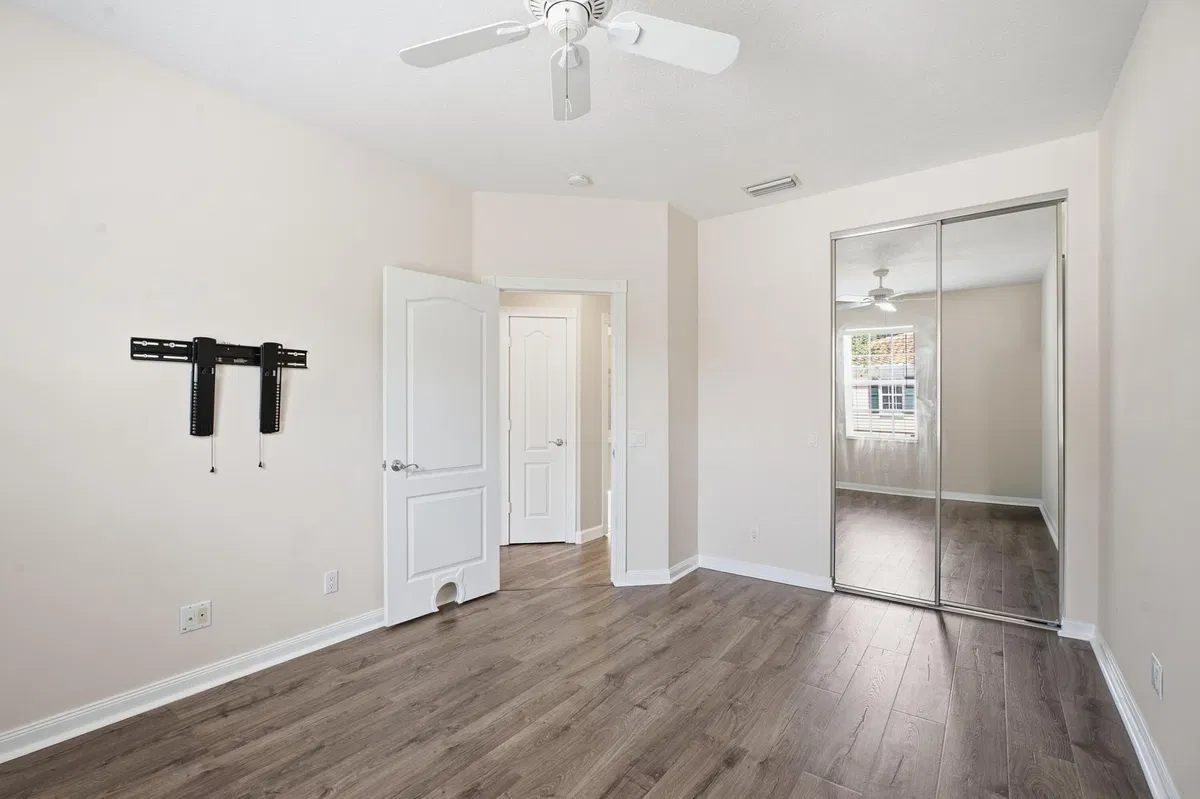 Residence photo 22