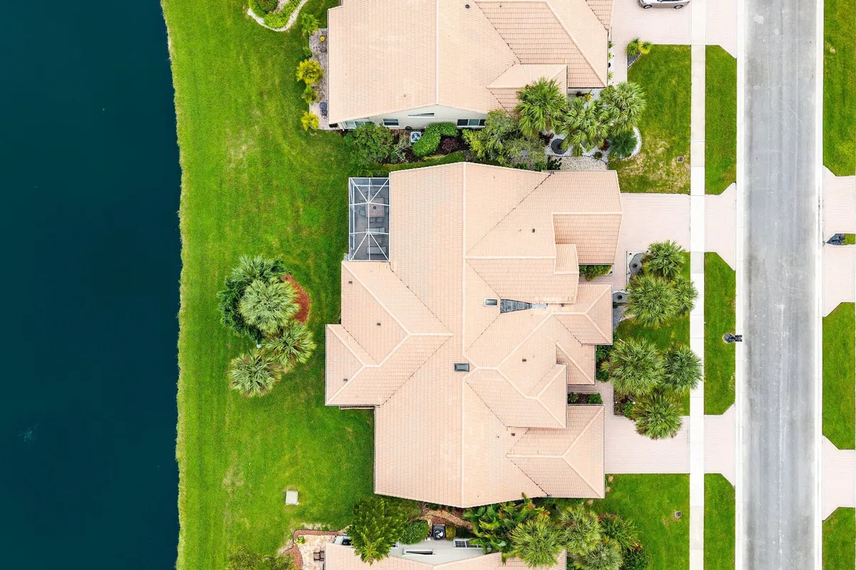Residence photo 43