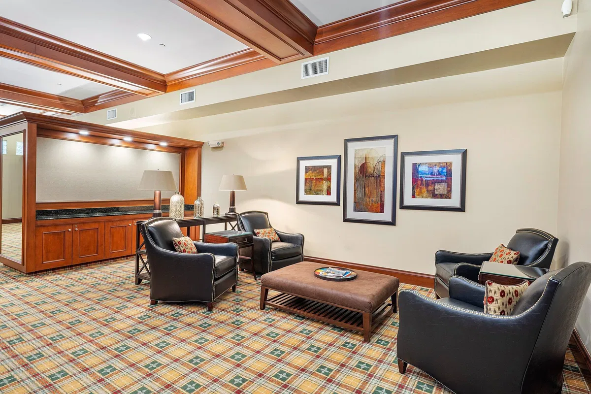 Residence photo 67