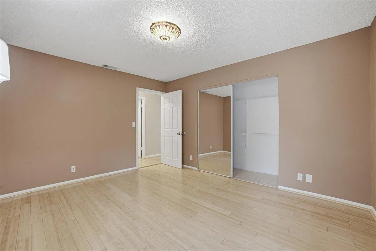  Residence photo 22