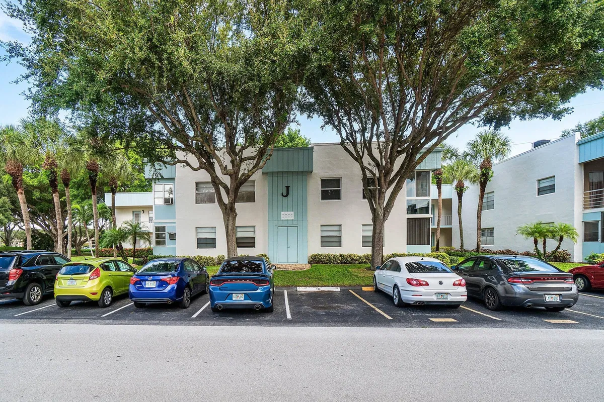 Residence photo 4