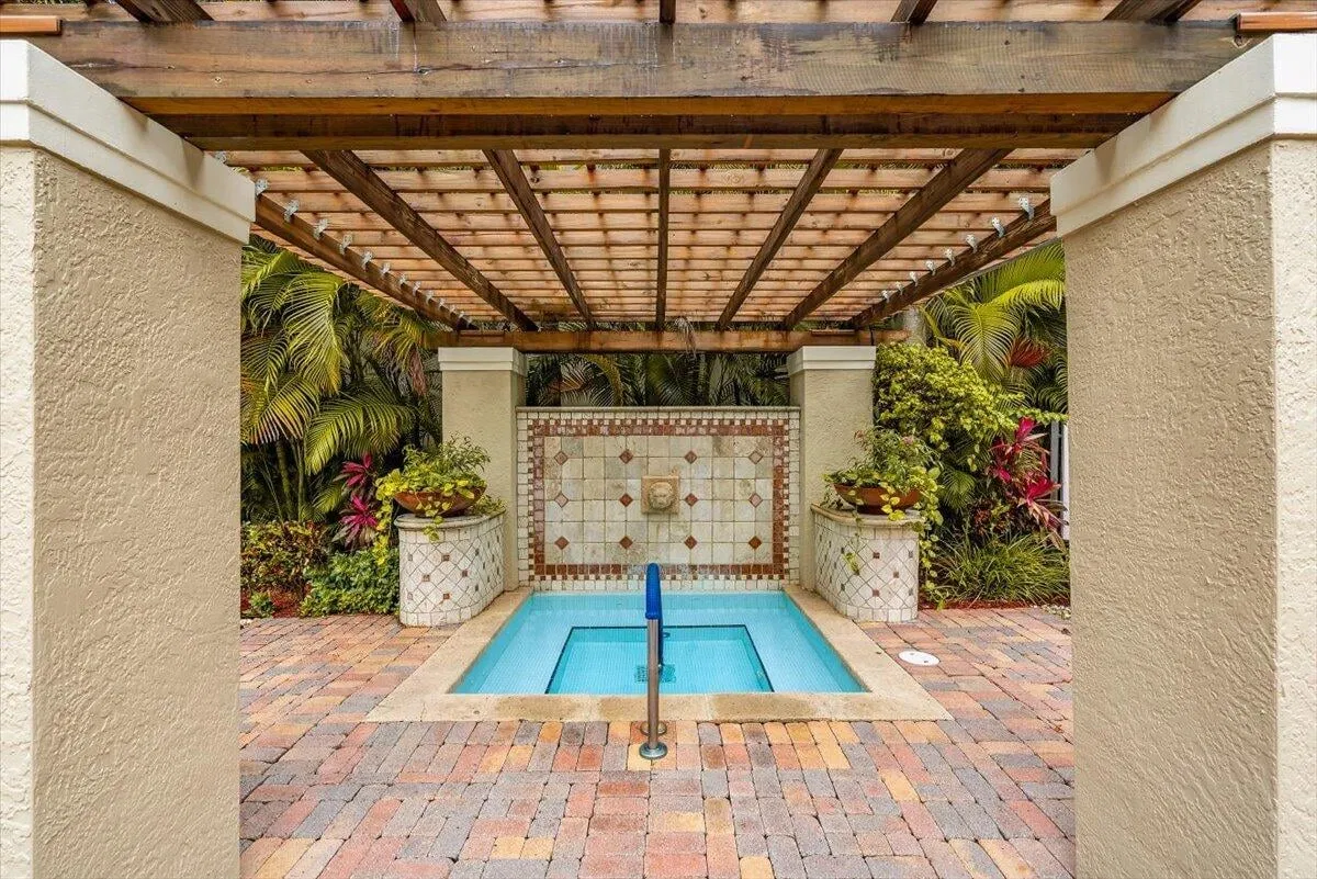 Courtyards in Cityplace Unit 204 photo 19