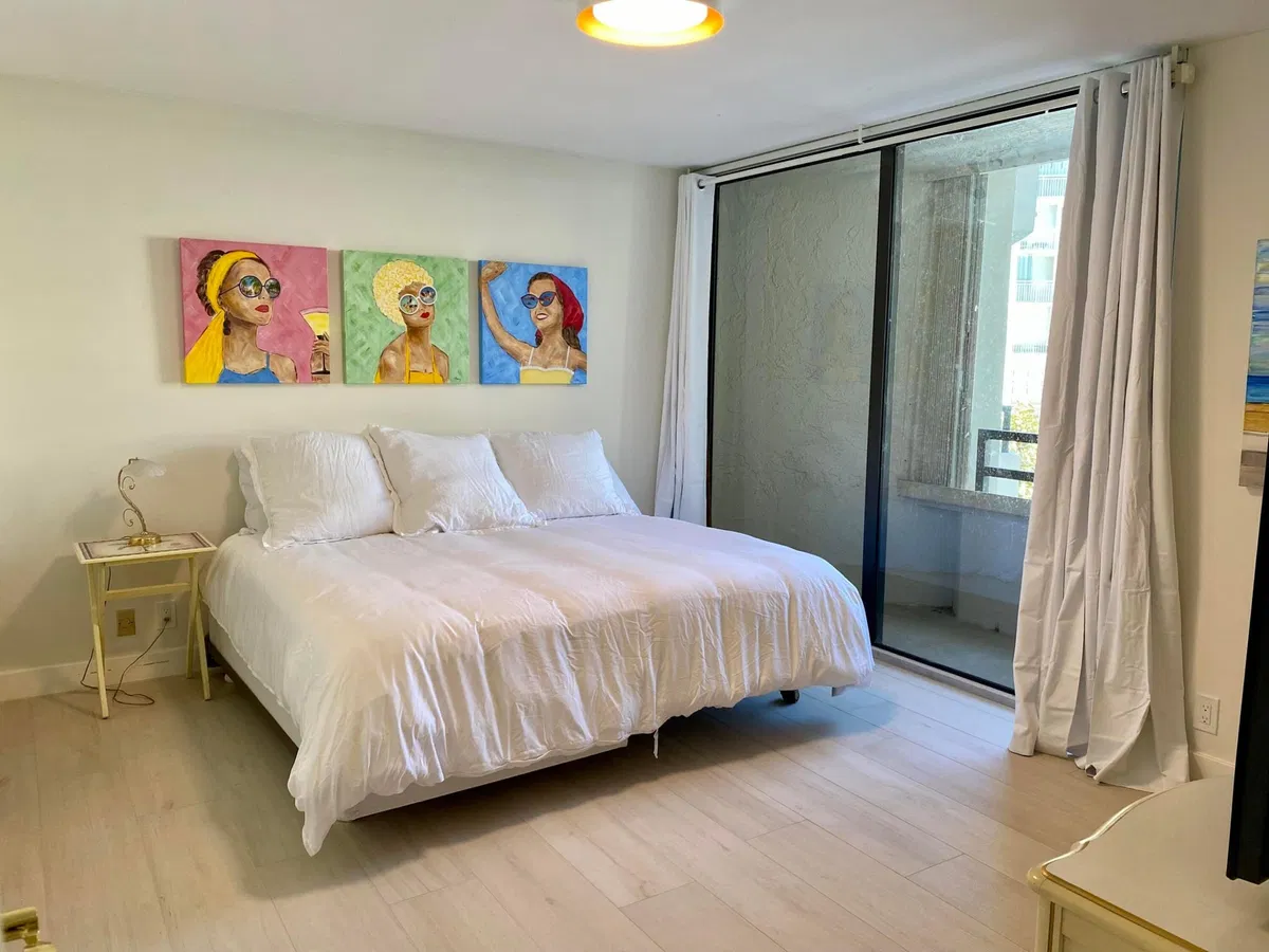 South Palm Beach Unit 306 photo 4