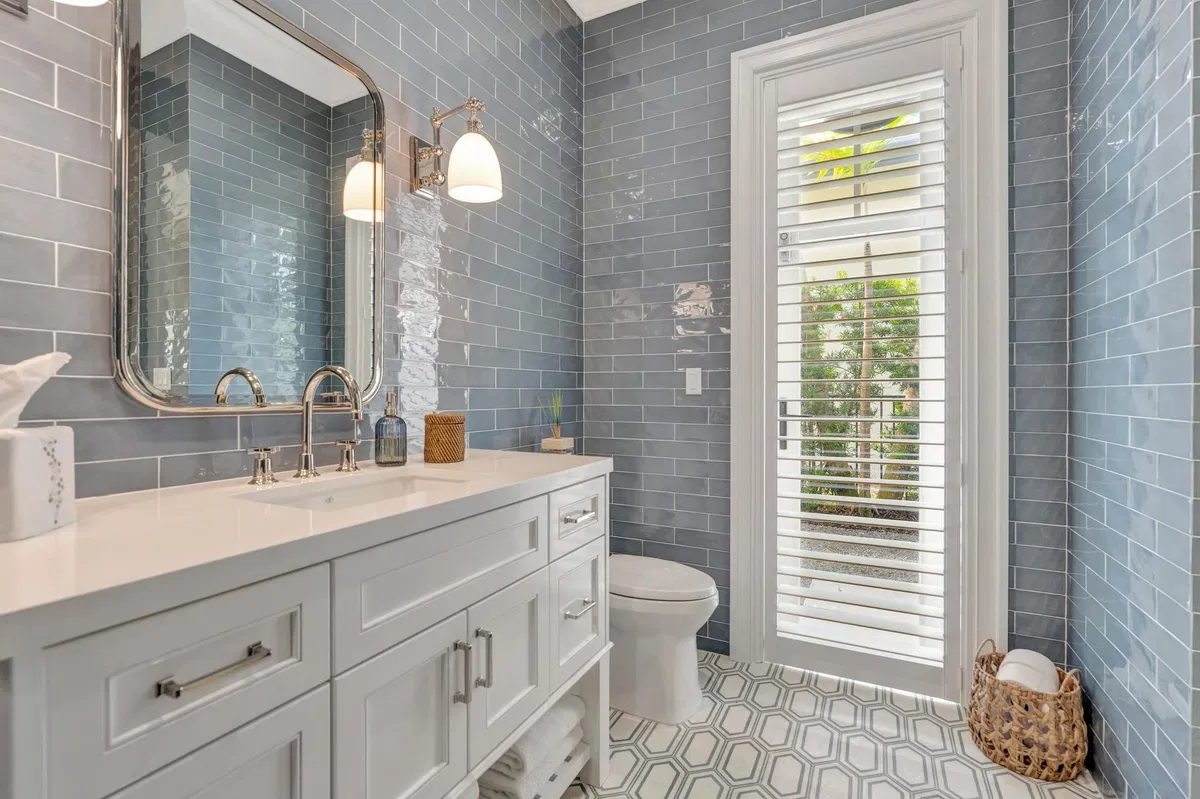 Admirals Cove Residence photo 40