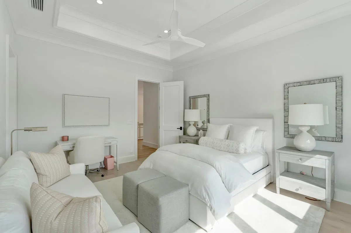 Admirals Cove Residence photo 46