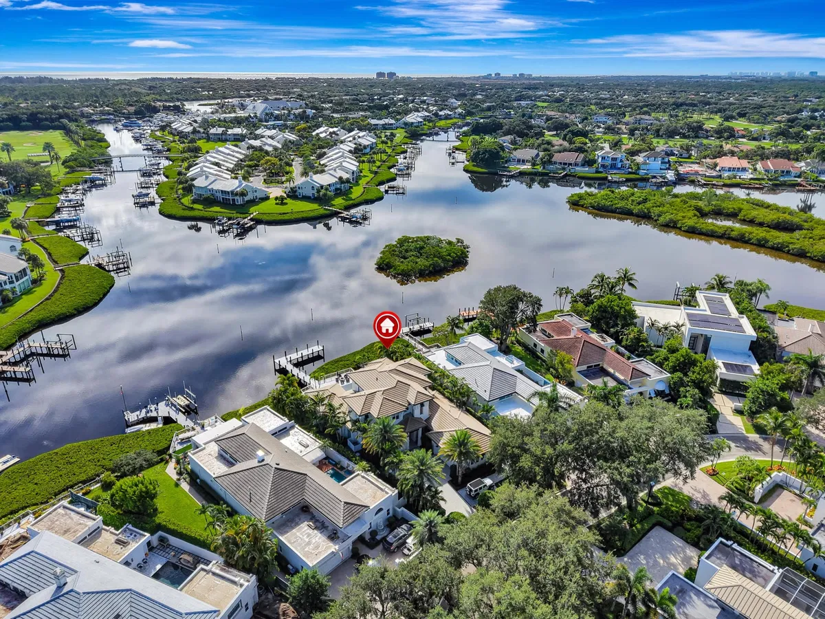 Admirals Cove Residence photo 76