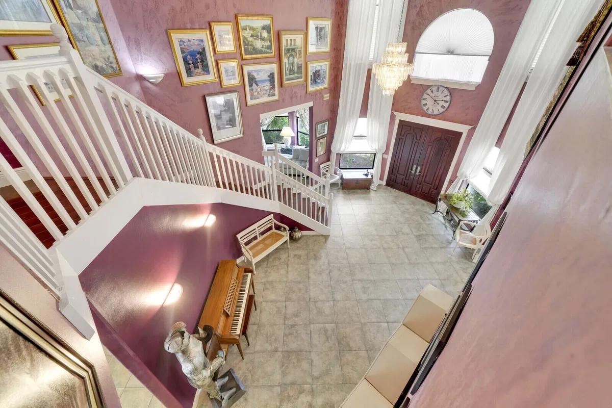 Residence photo 52